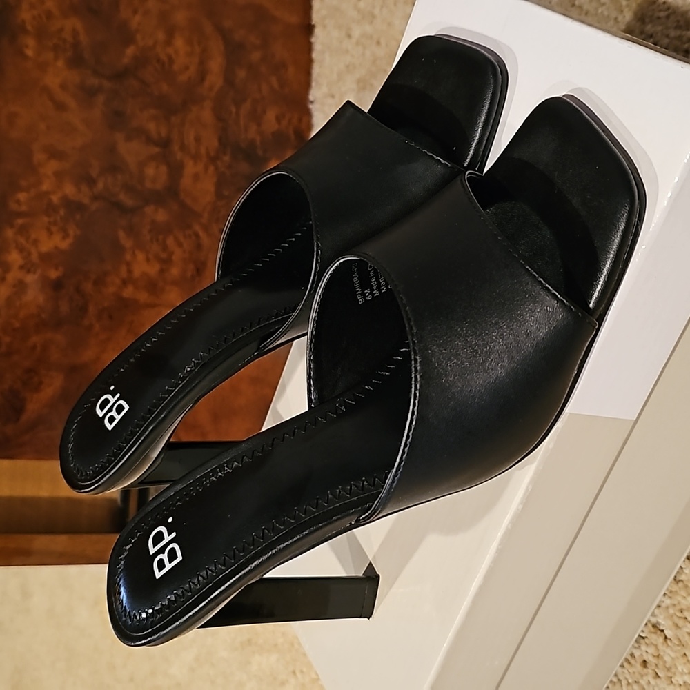 BP sandals - Picture 2 of 10